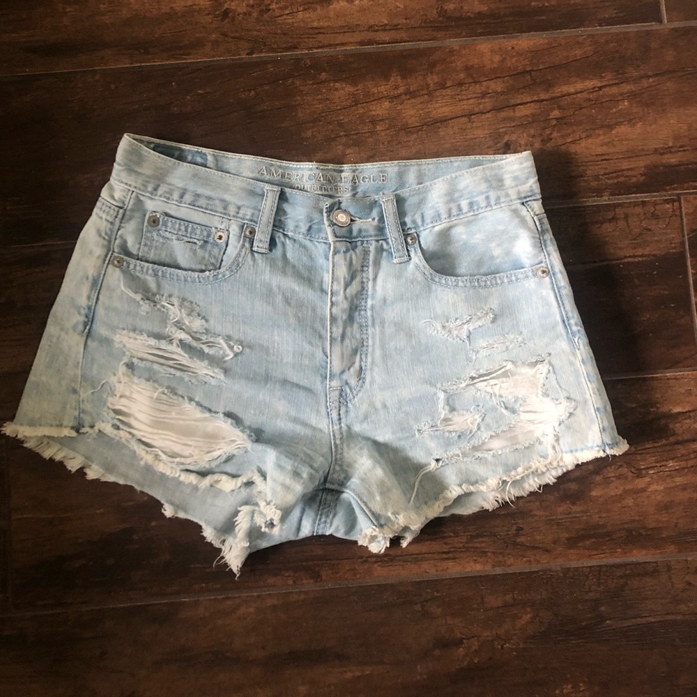 American Eagle Hi-rise festival shorts
